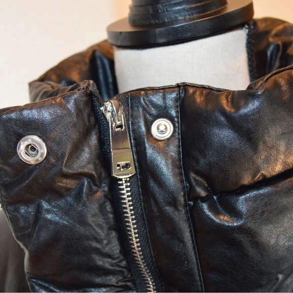LA Coalition Vegan Leather Look Black Cropped Puffer Jacket, Large - Picture 9 of 14